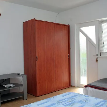 Studio 4522b Apartment *